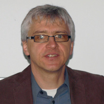 prof. Thomas Götz